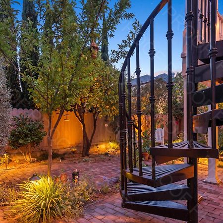 Garden Level Flat In 1885 Queen Anne Victorian Cottage In Alameda Exteriör bild